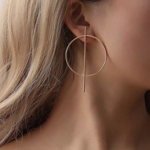 ✨ 2/$24 “Luna” Circle & Line Earrings ✨